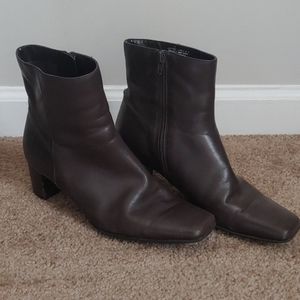 Chocolate brown Nine West Square Toe Boots